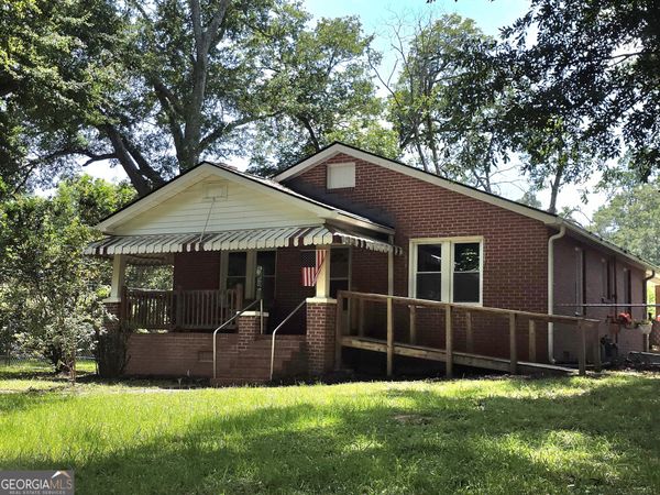 160 Connecticut Ave., Tallapoosa, GA 30176