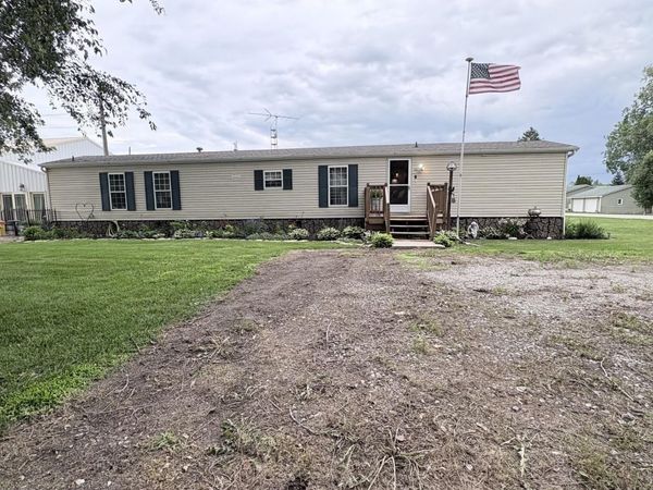 507 S 5Th Street, Eddyville, IA 52553