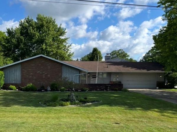 2295 Satinwood Dr, Mansfield, OH 44903