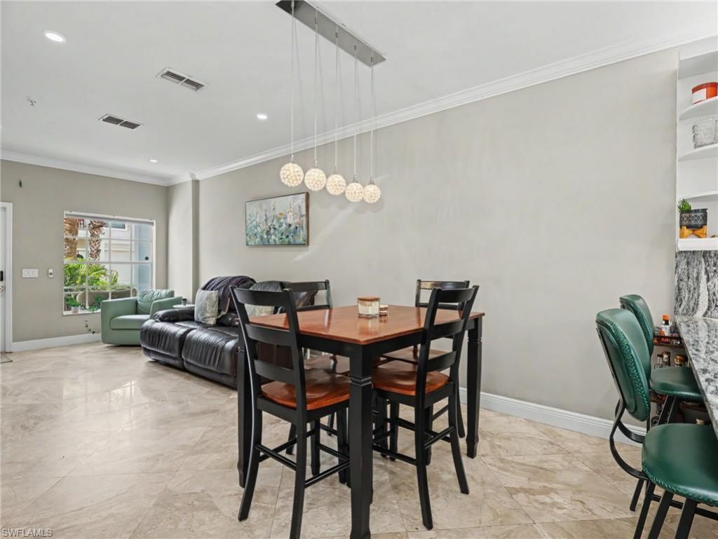 3299 Megan Ln, Unit 4, Naples, FL 34109 Photo