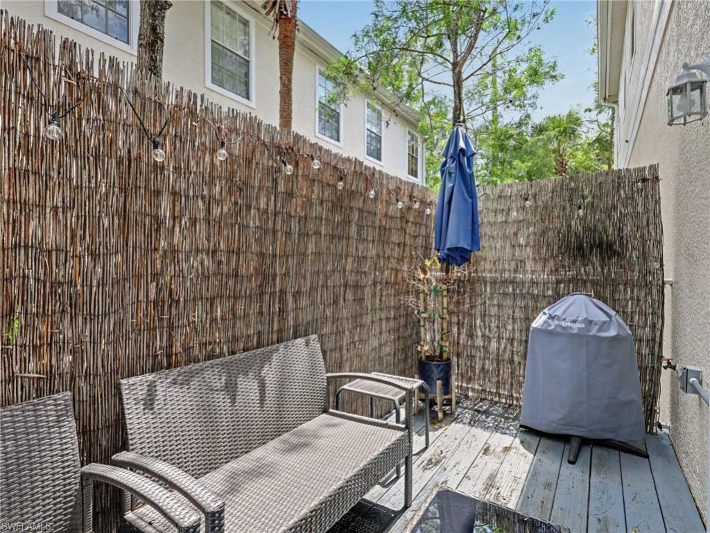 3299 Megan Ln, Unit 4, Naples, FL 34109 Photo
