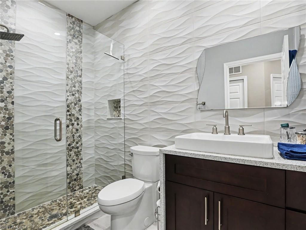 3299 Megan Ln, Unit 4, Naples, FL 34109 Photo