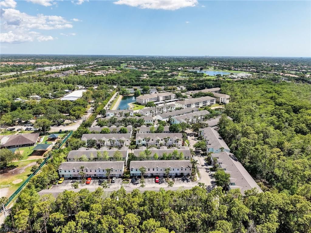 3299 Megan Ln, Unit 4, Naples, FL 34109 Photo