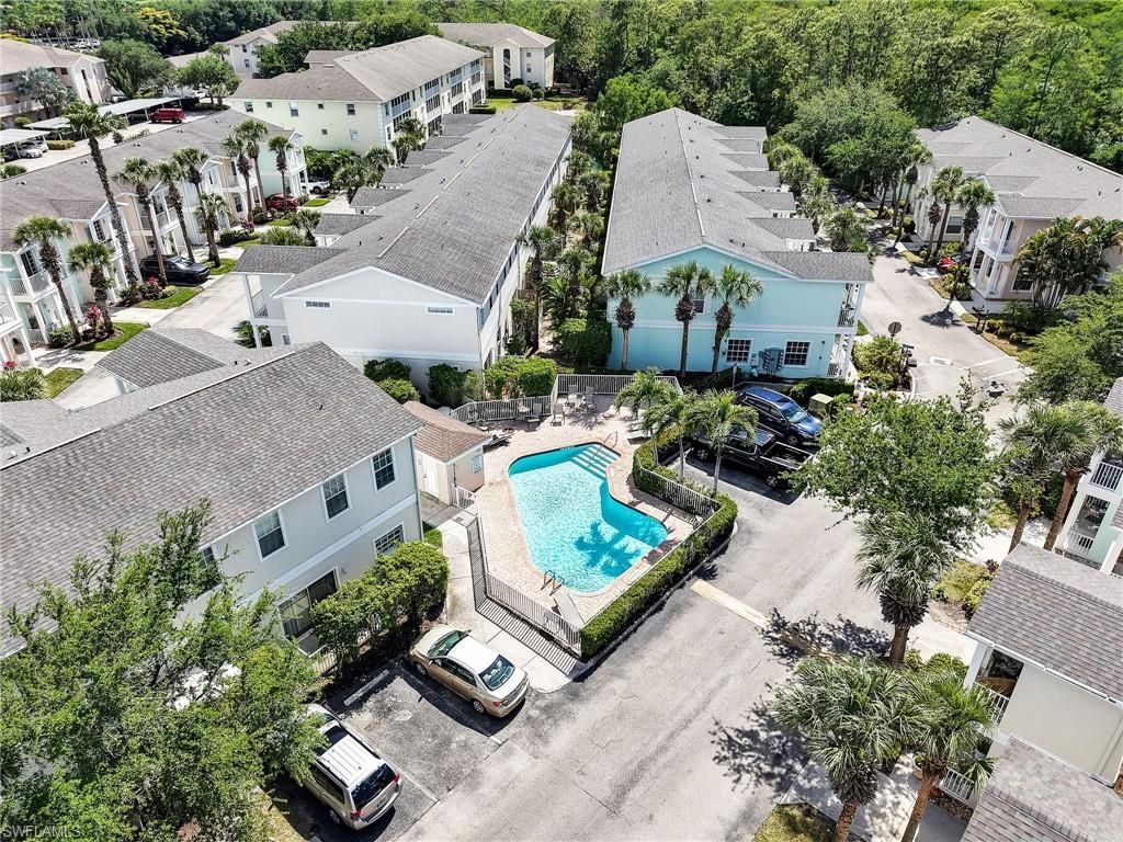 3299 Megan Ln, Unit 4, Naples, FL 34109 Photo