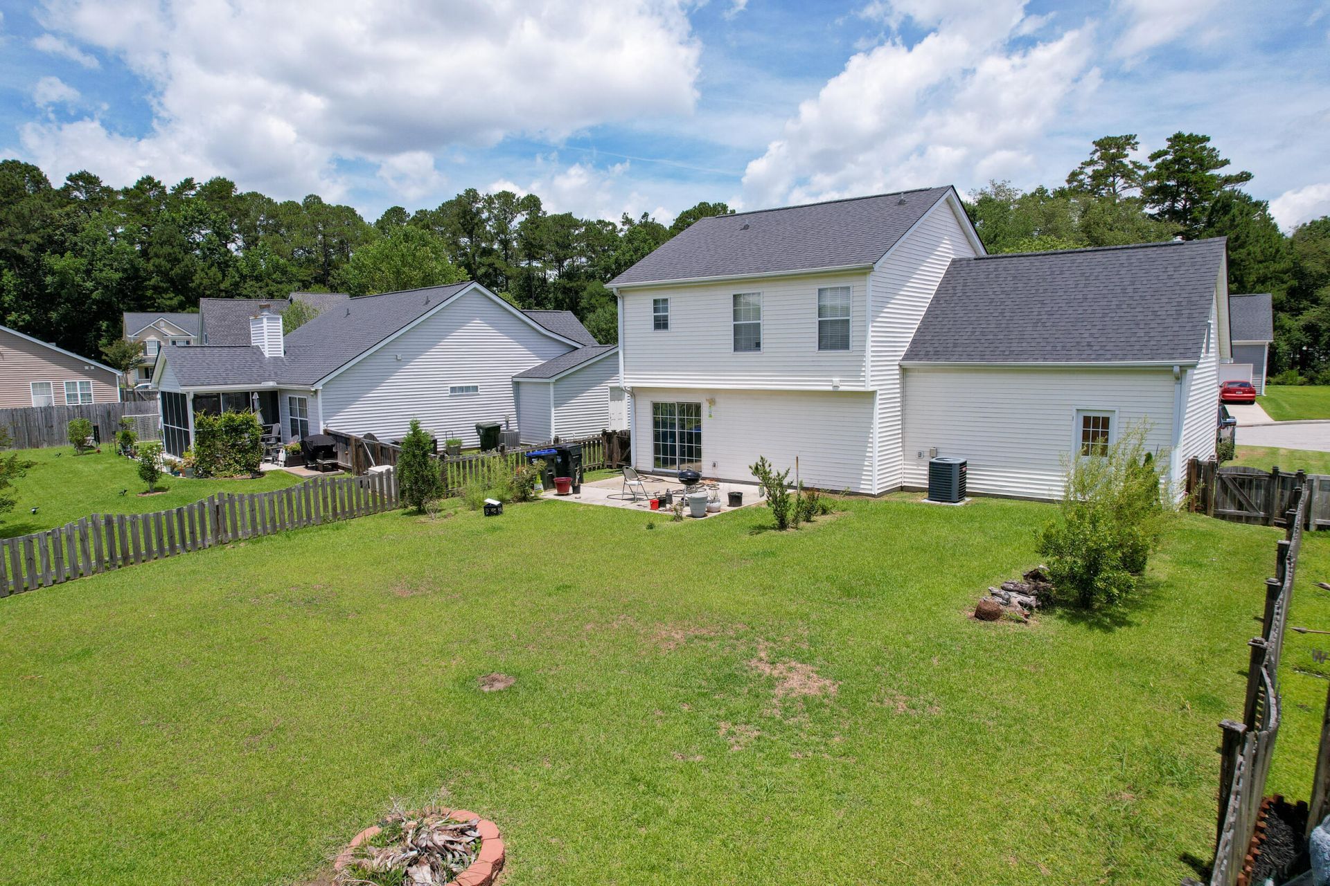 102 Warrell Circle Photo 10