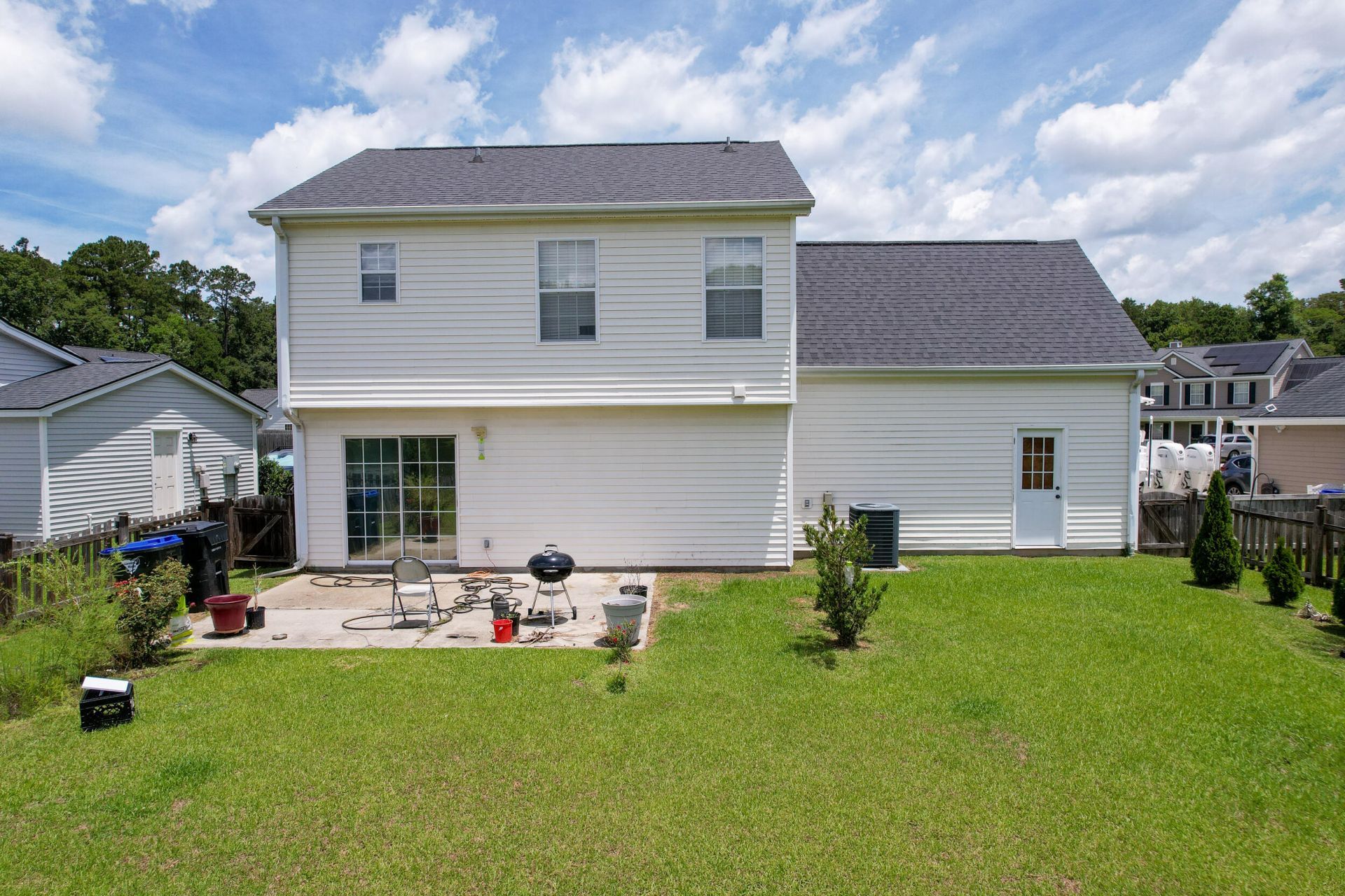 102 Warrell Circle Photo 11