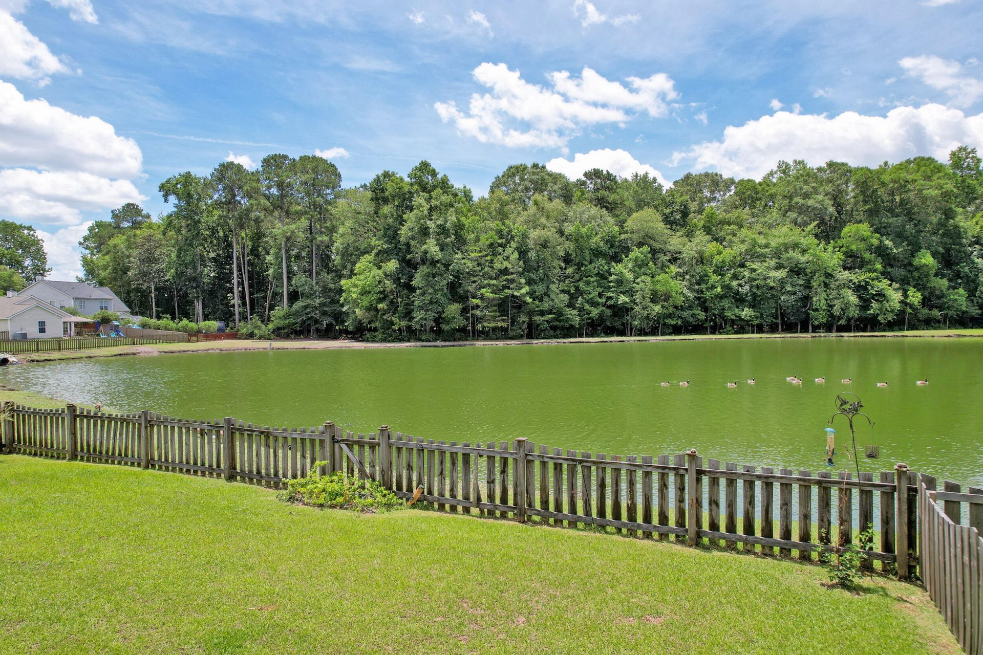 102 Warrell Circle Photo 4