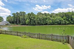 102 Warrell Circle photo 4