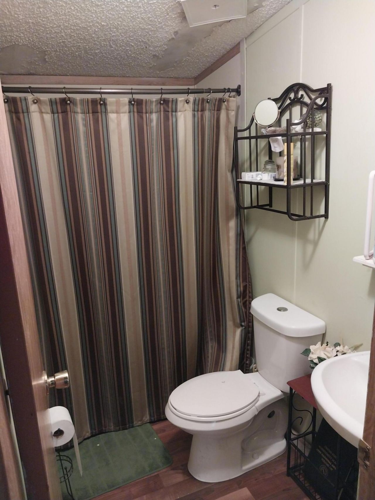 125 Silver Lane Photo 18