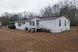 125 Silver Lane photo 4