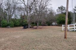 125 Silver Lane photo 4
