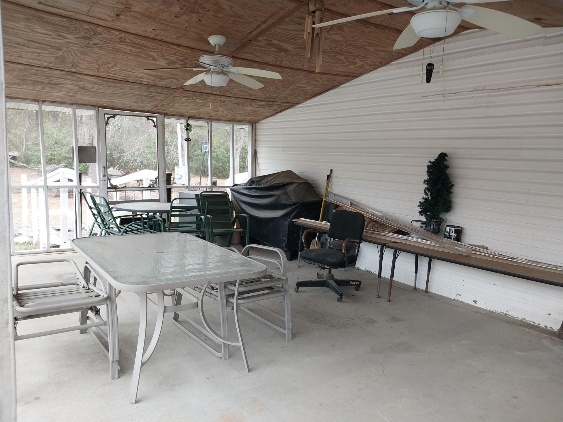 125 Silver Lane Photo 8
