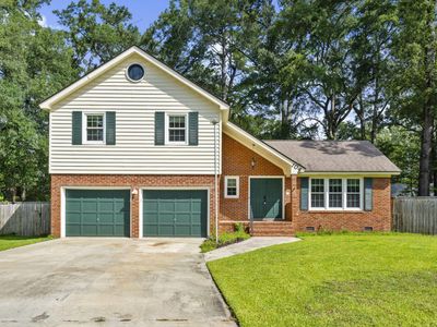 104 Greendale Court, Summerville, SC 29485