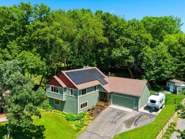 12568 Everest Court E, Apple Valley, MN 55124