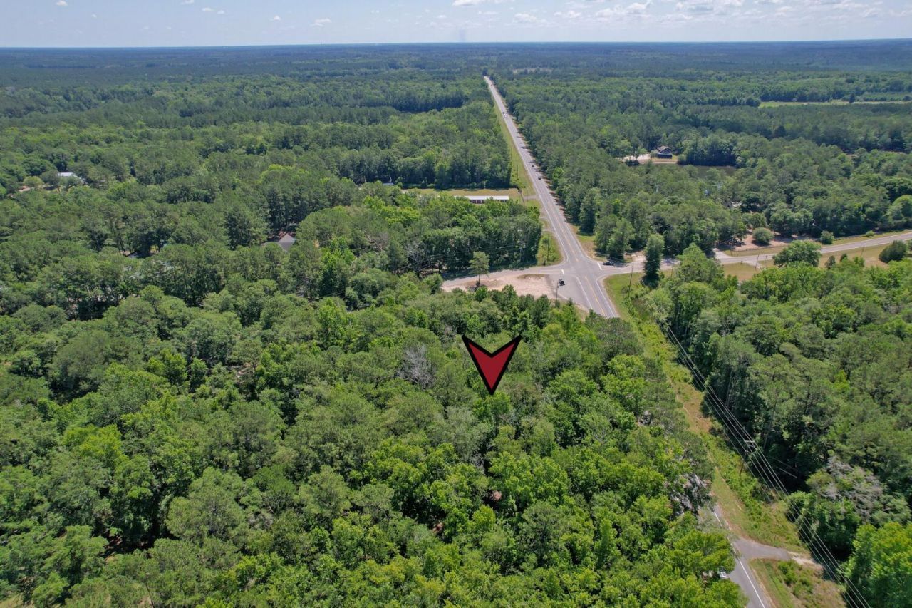 5074 Highway 17a & 119 Sandpit Drive  Photo 4