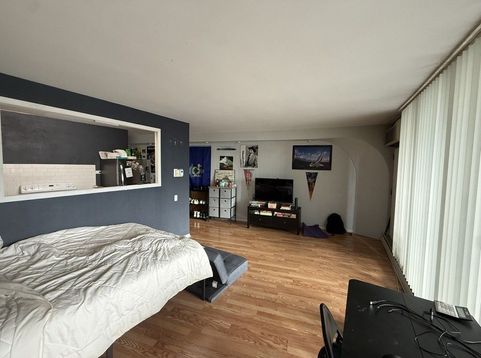 Main Photo