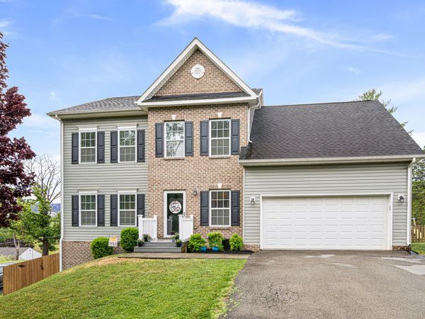 1283 North Mill RD, Salem, VA 24153