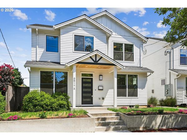 6517 SE WOODSTOCK BLVD, Unit A, Portland, OR 97206