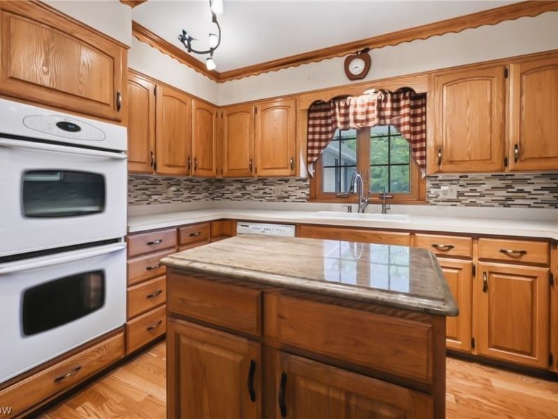 8564 Squires Lane NE, Warren, OH 44484 Photo 13
