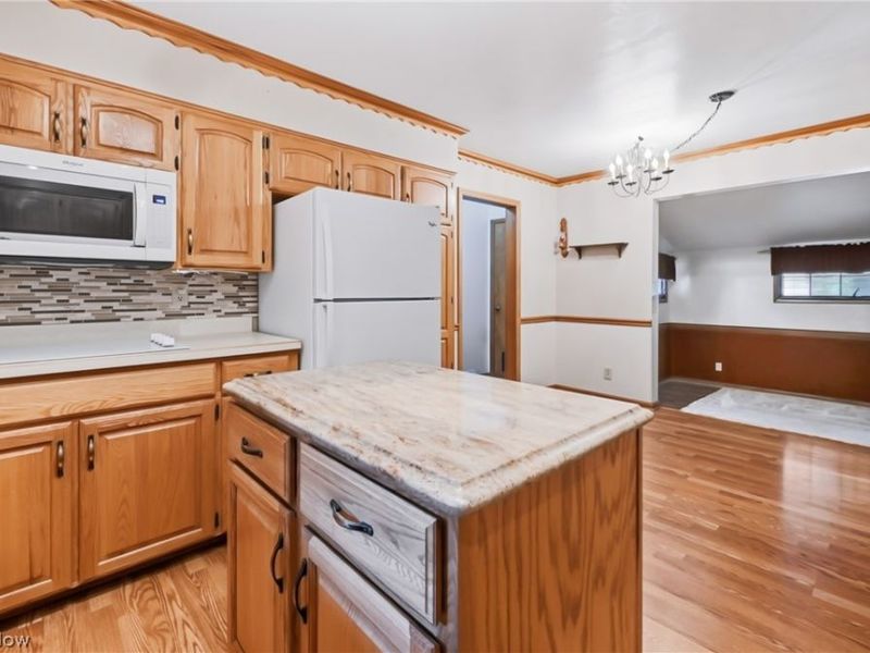 8564 Squires Lane NE, Warren, OH 44484 Photo 14