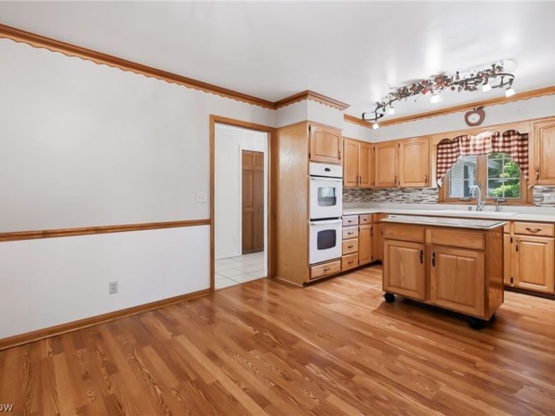 8564 Squires Lane NE, Warren, OH 44484 Photo 15