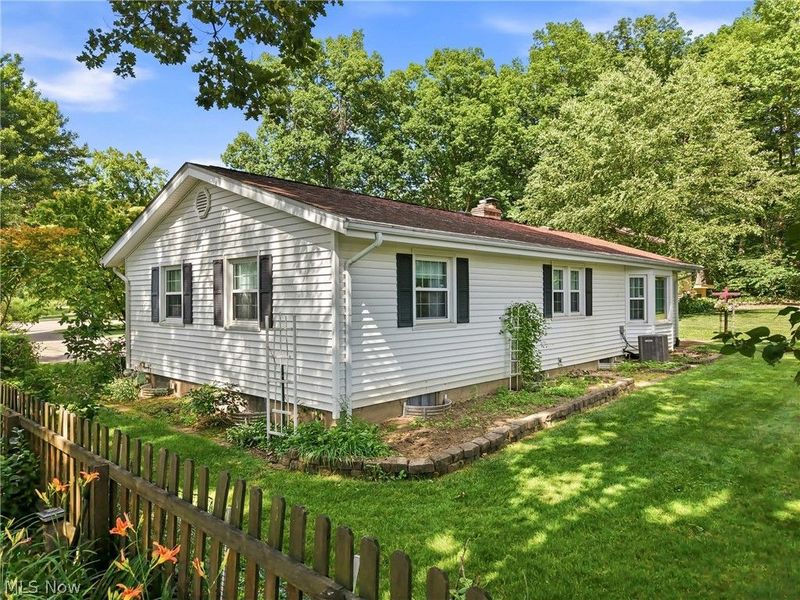 8564 Squires Lane NE, Warren, OH 44484 Photo 37