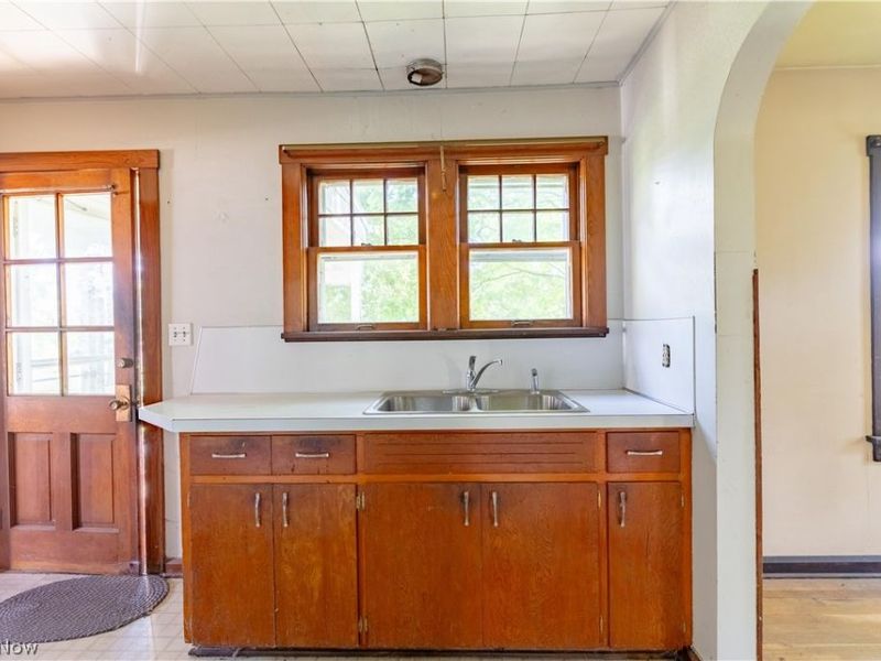 809 Easton Street NE, Canton, OH 44721 Photo 11