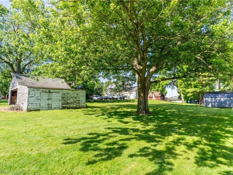 809 Easton Street NE, Canton, OH 44721 Photo 21