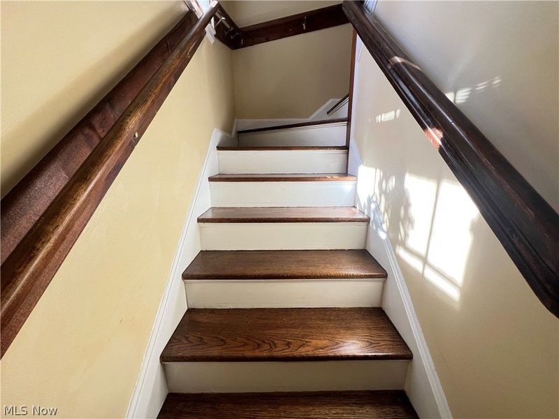 16287 Brewster Road, Cleveland, OH 44112 Photo 29