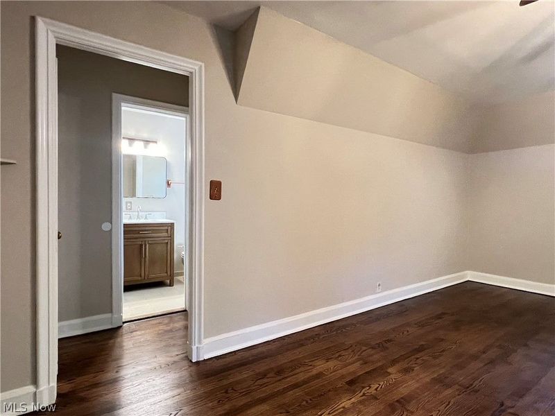 16287 Brewster Road, Cleveland, OH 44112 Photo 36