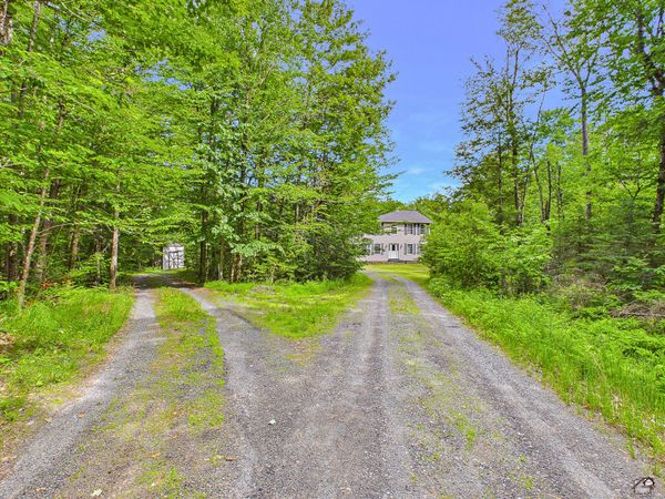 27 Hardwood Circle, Belgrade, ME 04917