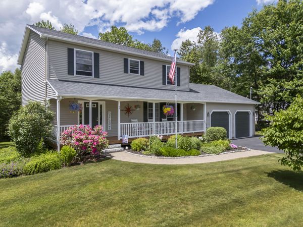 54 Lyndsay Lane, Glenburn, ME 04401