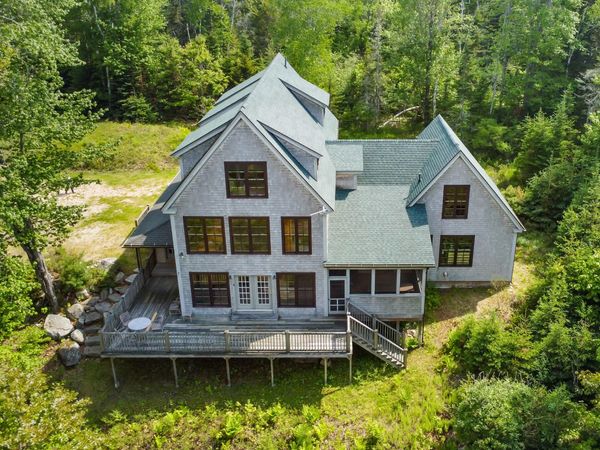 24 Moosewood Lane , Brooksville, ME 04617