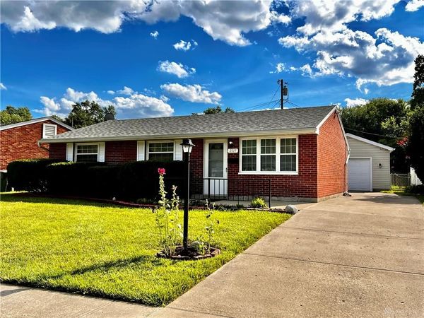 2517 Newcastle Drive, Dayton, OH 45420