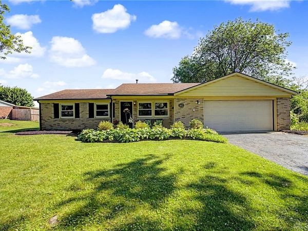 4627 Whitegate Drive, Beavercreek, OH 45430