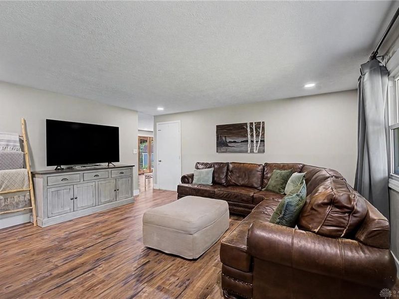 4627 Whitegate Drive, Beavercreek, OH 45430 Photo 3