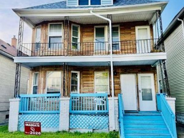 3055 Belmont Street , Hamtramck, MI 48212
