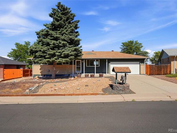 614 S Worchester Street , Aurora, CO 80012