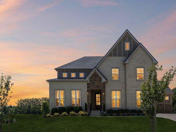 5011 High Park Hill Dr, Arrington, TN 37014