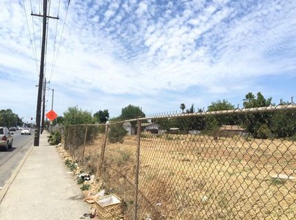 4221 Fruitridge Rd, Sacramento, CA 95820 Photo