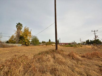 4221 Fruitridge Rd, Sacramento, CA 95820 Photo