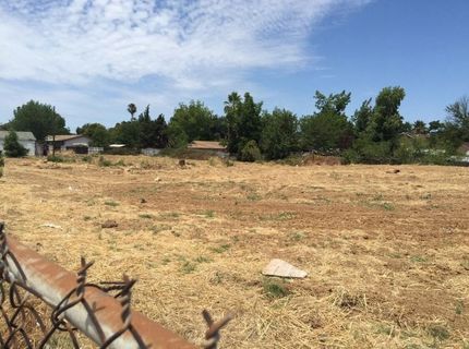 4221 Fruitridge Rd, Sacramento, CA 95820 Photo