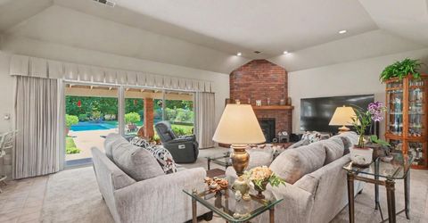 9069 Bader Rd, Elk Grove, CA 95624 Photo