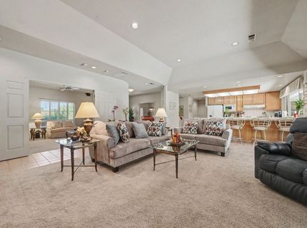 9069 Bader Rd, Elk Grove, CA 95624 Photo
