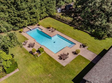 9069 Bader Rd, Elk Grove, CA 95624 Photo
