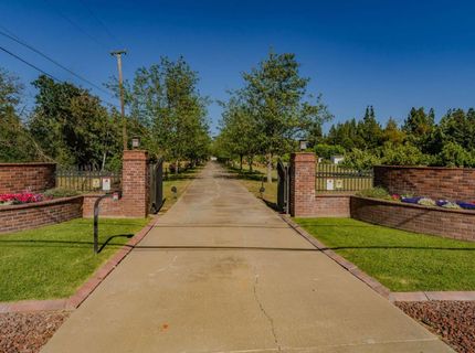 9069 Bader Rd, Elk Grove, CA 95624 Photo