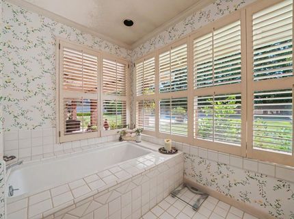 9069 Bader Rd, Elk Grove, CA 95624 Photo