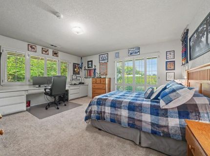 9069 Bader Rd, Elk Grove, CA 95624 Photo