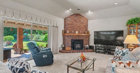 9069 Bader Rd, Elk Grove, CA 95624 Photo
