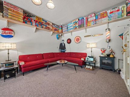 9069 Bader Rd, Elk Grove, CA 95624 Photo